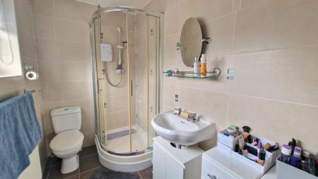 4 bedroom Detached house for sale in Windsor Close, Sleaford, NG34