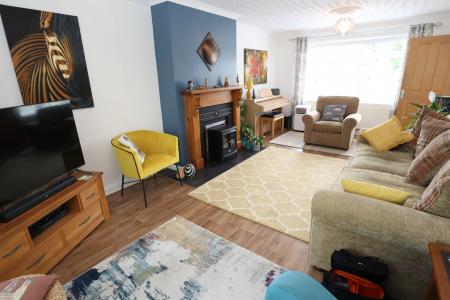 4 bedroom Detached house for sale in Windsor Close, Sleaford, NG34