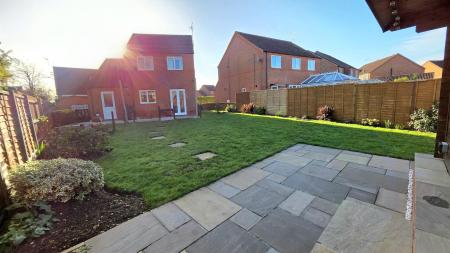 3 bedroom Detached house for sale in Blackthorn Close, Ruskington, NG34