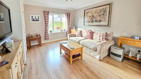 3 bedroom Detached house for sale in Blackthorn Close, Ruskington, NG34