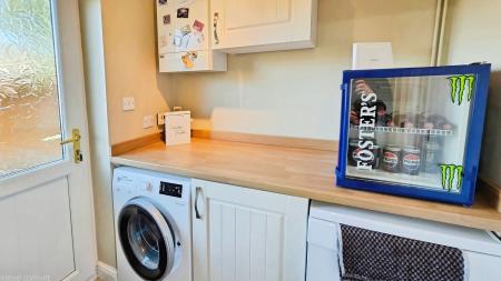 3 bedroom Detached house for sale in Blackthorn Close, Ruskington, NG34