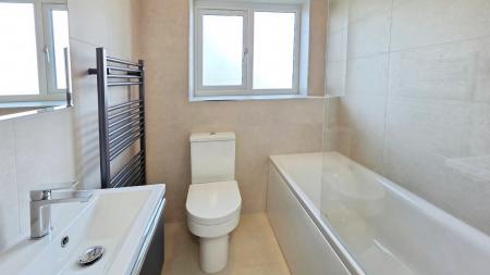 3 bedroom Semi-detached house for sale in Dorrington Close, Ruskington, NG34