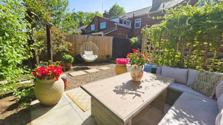 2 bedroom Terraced House for sale in Mareham Lane, Sleaford, NG34