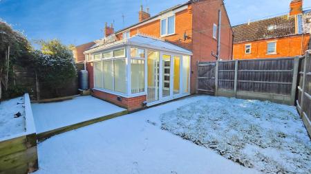2 bedroom Semi-detached house for sale in Castle Street, Sleaford, NG34