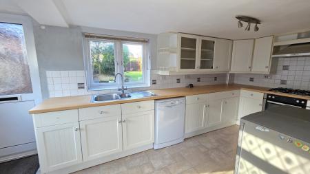 3 bedroom Detached house for sale in Vicarage Road, Heckington, NG34