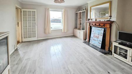 2 bedroom Semi-detached house for sale in Lay by Cottage, Billinghay, LN4