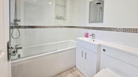 4 bedroom Detached house for sale in Barley Way, Sleaford, NG34