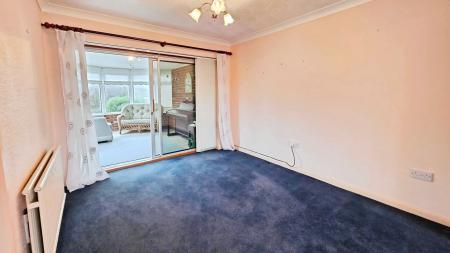 3 bedroom Semi-detached house for sale in Parkfield Road, Ruskington, NG34