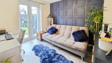 4 bedroom Semi-detached house for sale in Pentland Drive, Greylees, NG34