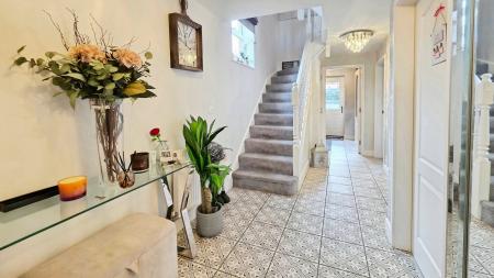 4 bedroom Semi-detached house for sale in Pentland Drive, Greylees, NG34