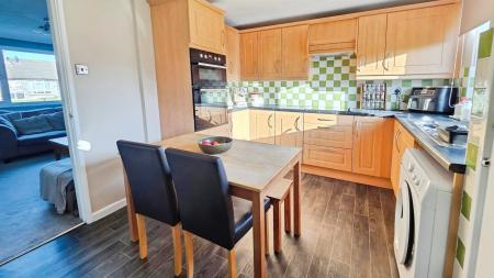 3 bedroom Semi-detached house for sale in Northfield Road, Ruskington, NG34