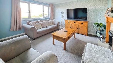 3 bedroom Semi-detached house for sale in Northfield Road, Ruskington, NG34