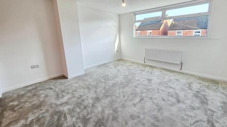 4 bedroom Detached bungalow for sale in Castle Terrace Road, Sleaford, NG34