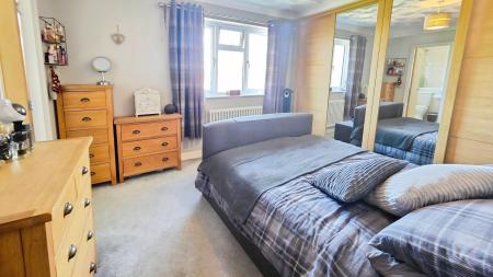 4 bedroom Detached house for sale in Tomlinson Way, Ruskington, NG34