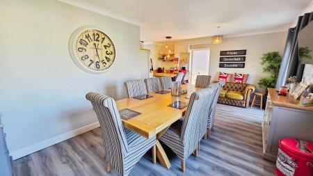 4 bedroom Detached house for sale in Tomlinson Way, Ruskington, NG34