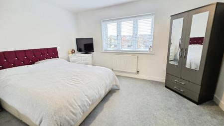 2 bedroom Semi-detached house for sale in Oakwood Close, Quarrington, Sleaford, NG34