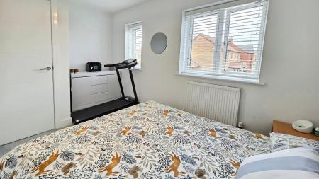 2 bedroom Semi-detached house for sale in Oakwood Close, Quarrington, Sleaford, NG34