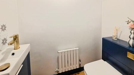 4 bedroom Semi-detached house for sale in The Sidings, Cranwell, NG34