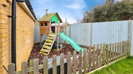 4 bedroom Semi-detached house for sale in The Sidings, Cranwell, NG34