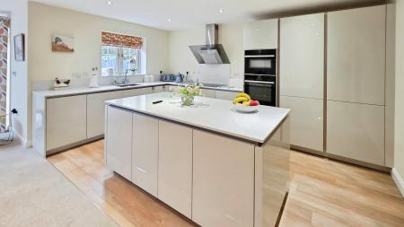 3 bedroom Detached bungalow for sale in Dickinson Road, Heckington, NG34