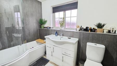 4 bedroom Detached house for sale in Wessex Close, Quarrington, Sleaford, NG34