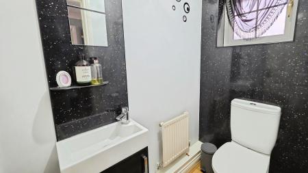 4 bedroom Detached house for sale in Wessex Close, Quarrington, Sleaford, NG34