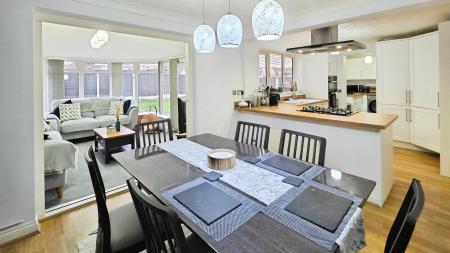 4 bedroom Detached house for sale in Wessex Close, Quarrington, Sleaford, NG34