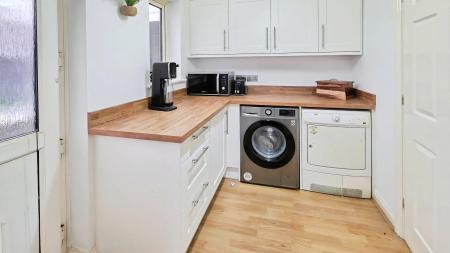 4 bedroom Detached house for sale in Wessex Close, Quarrington, Sleaford, NG34