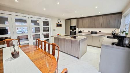 4 bedroom Detached house for sale in The Gardens, Anwick, NG34
