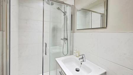 4 bedroom Detached house for sale in The Gardens, Anwick, NG34