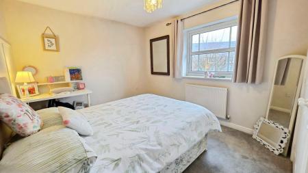 4 bedroom Detached house for sale in Sheldrake Road, Sleaford, NG34