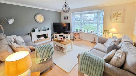 4 bedroom Detached house for sale in Sheldrake Road, Sleaford, NG34