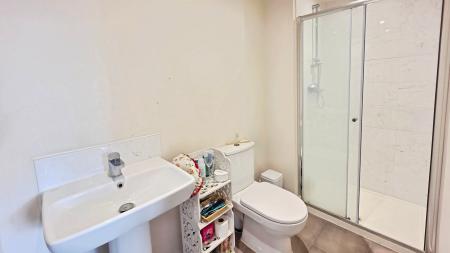 4 bedroom Semi-detached house for sale in Nassington Way, Sleaford, NG34