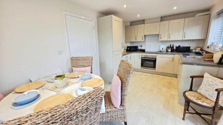 4 bedroom Semi-detached house for sale in Nassington Way, Sleaford, NG34