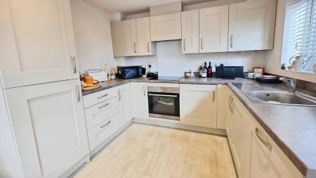 4 bedroom Semi-detached house for sale in Nassington Way, Sleaford, NG34
