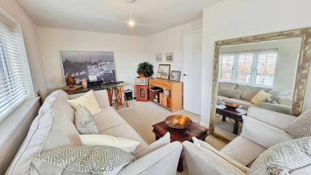 4 bedroom Semi-detached house for sale in Nassington Way, Sleaford, NG34