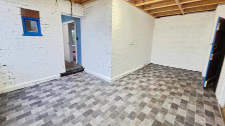 2 bedroom Detached house for sale in Roxholm, Leasingham, NG34