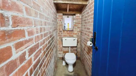 2 bedroom Detached house for sale in Roxholm, Leasingham, NG34