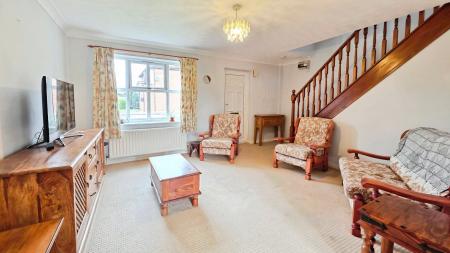 2 bedroom Semi-detached house for sale in Elmgarth, Sleaford, NG34