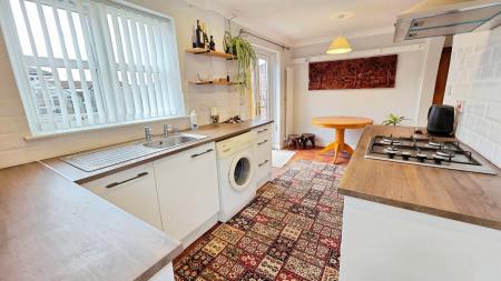 2 bedroom Semi-detached house for sale in Elmgarth, Sleaford, NG34