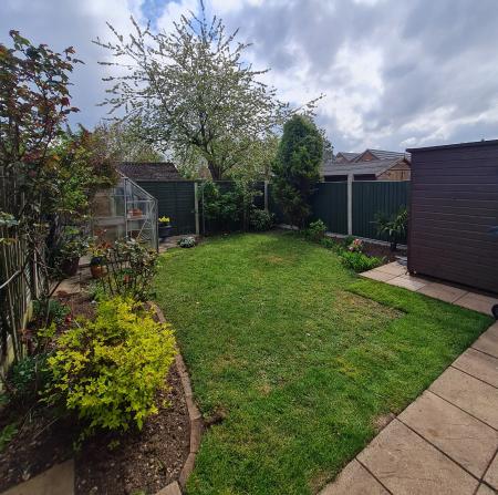 2 bedroom Semi-detached house to let in Bellview Road, Ruskington, NG34