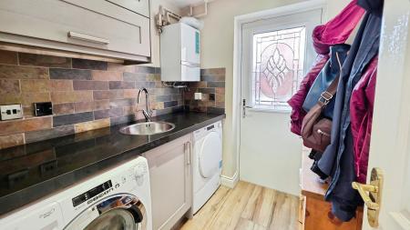 4 bedroom Detached house for sale in Discovery Close, Sleaford, NG34