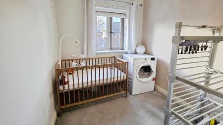 3 bedroom Semi-detached house for sale in Pell Close, Sleaford, NG34