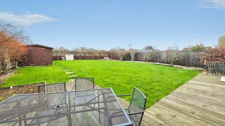 5 bedroom Detached house for sale in Blasson Way, Billingborough, NG34