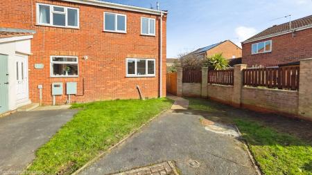 Spinners Close, Sleaford, NG34