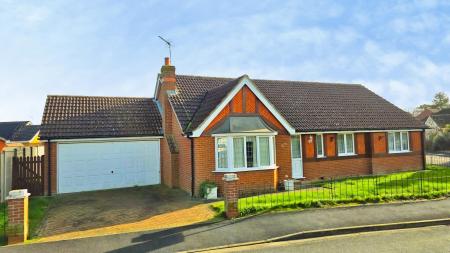 3 bedroom Bungalow for sale in Godson Avenue, Heckington, NG34