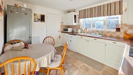 3 bedroom Detached house for sale in Barley Close, Heckington, NG34