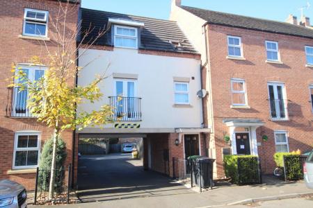 Renfrew Drive, Sleaford, NG34