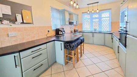 3 bedroom Detached house for sale in King Street, Billinghay, LN4