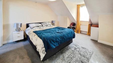 3 bedroom Semi-detached house for sale in Redwood Avenue, Southfields, Sleaford, NG34